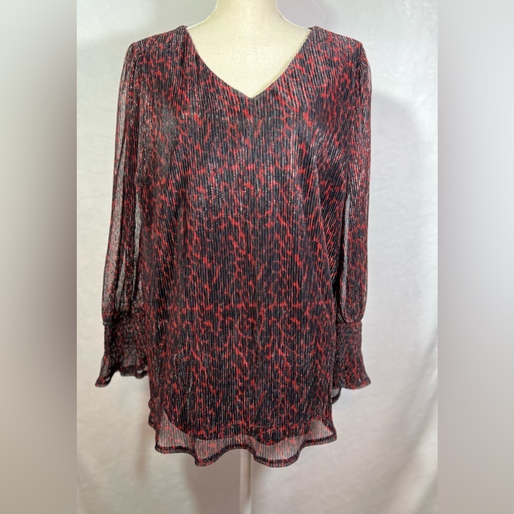 Cato Animal Print Blouse Women’s Size 14/16W Red and Black Shimmer Material - Picture 8 of 8